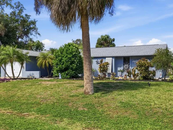 18461 Burkholder Cir, Pt Charlotte, FL 33948