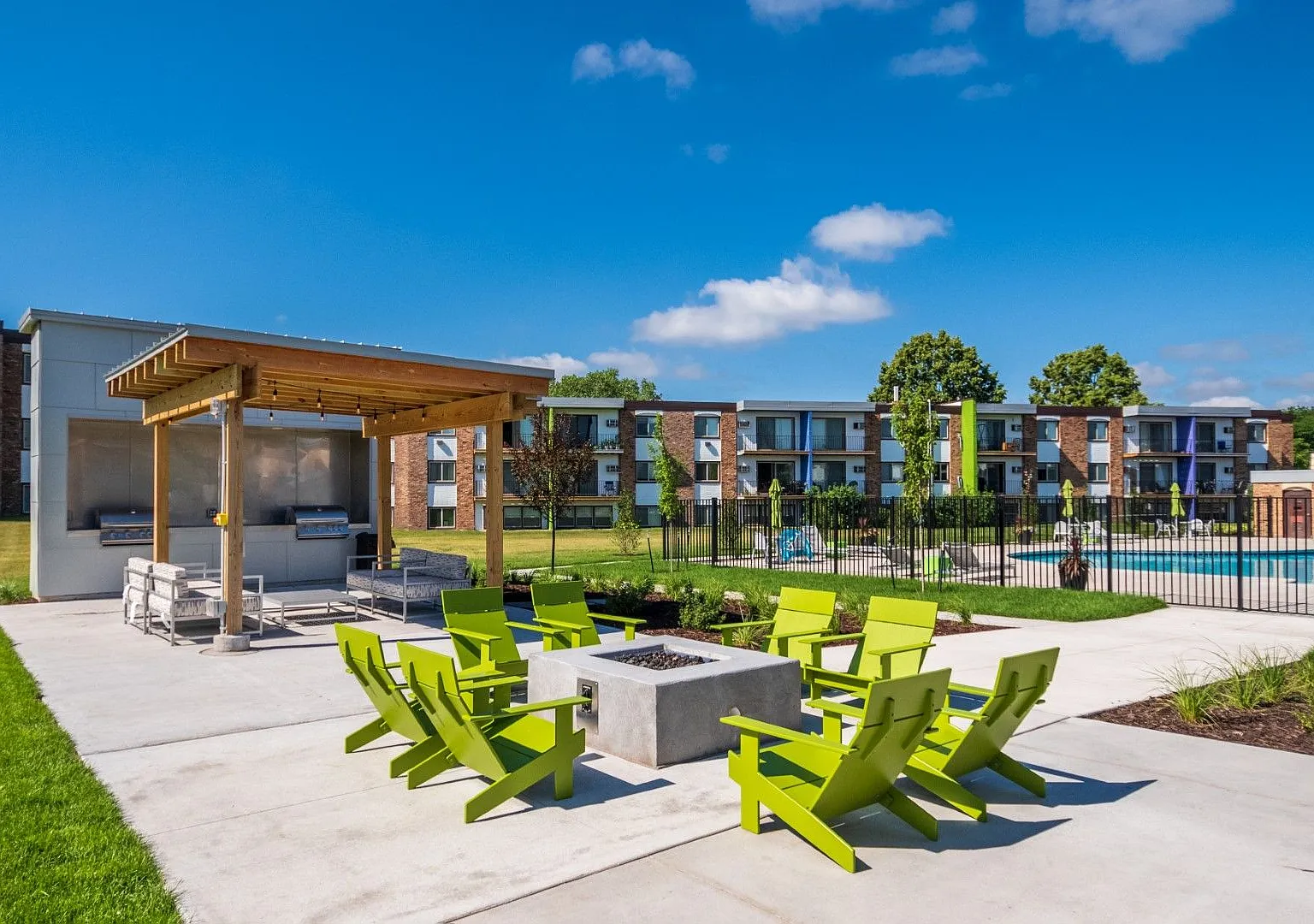 Sumter Green Apartments — Photo 1