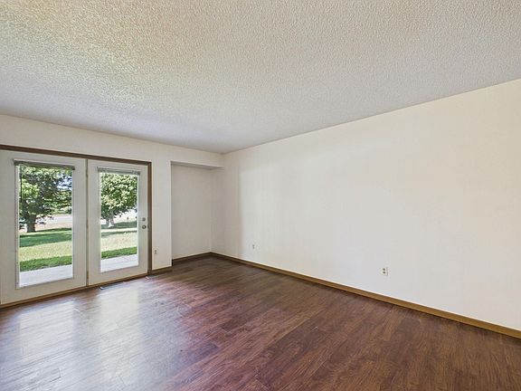 5th image of 46 125th Ln NW