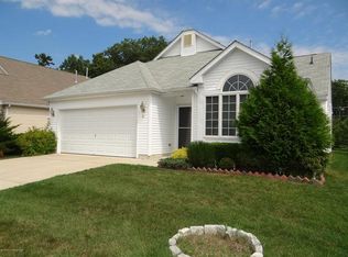 41 Medinah Ct, Jackson, NJ 08527