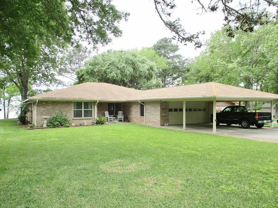 1st image of 327 Emerald Ln