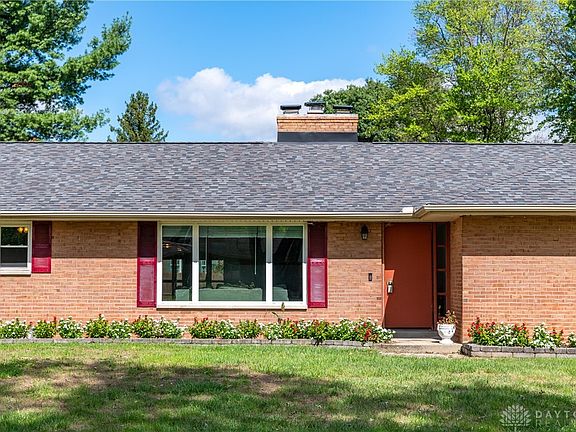 5th image of 303 Jenny Ln