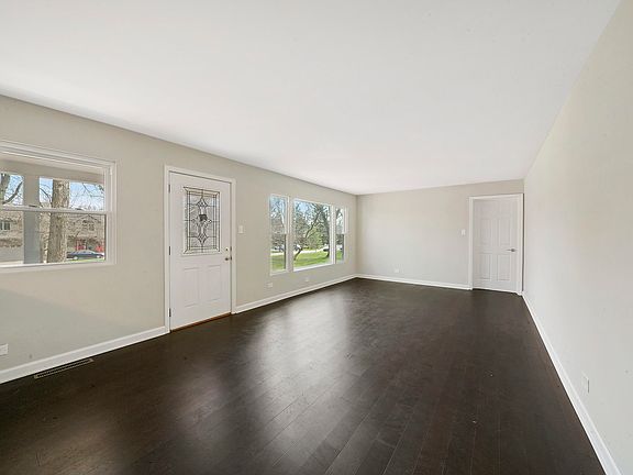 4th image of 11910 S Timberlane Dr