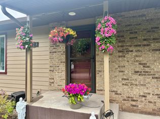 828 Cherry Dr, Pierre, SD 57501