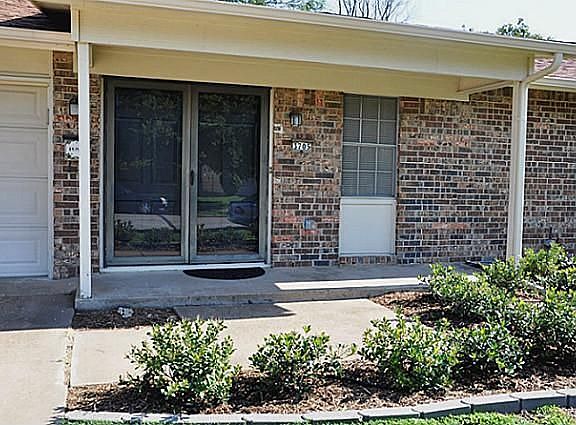 2nd image of 3705 Canary Dr