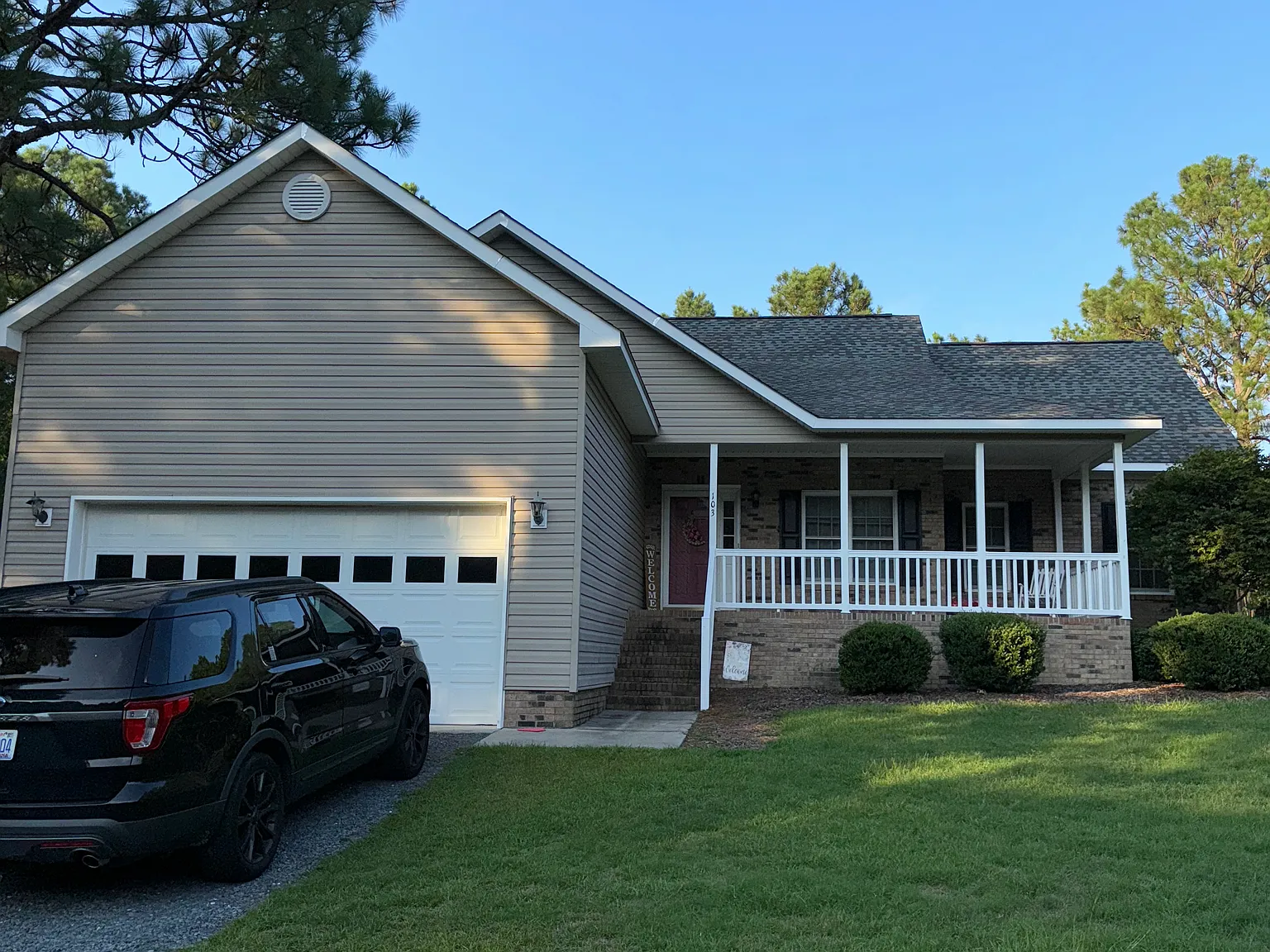3 bed, 1630 sqft, $2,000 — Photo 2