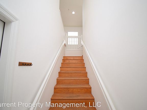 4th image of 1410 Tiffany Ln APT 2505