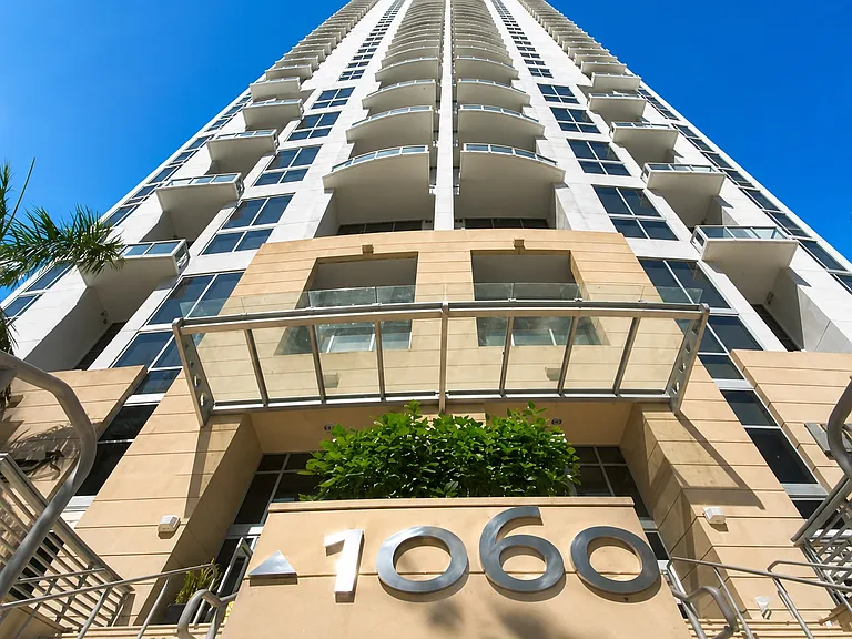 1060 Brickell Ave #407 — Photo 7
