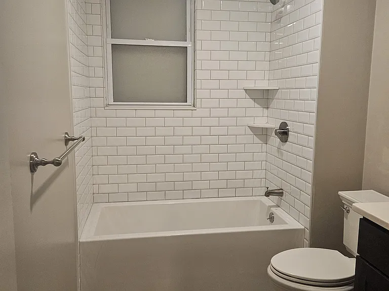 52-54 Cutler St #54-1 — Photo 6