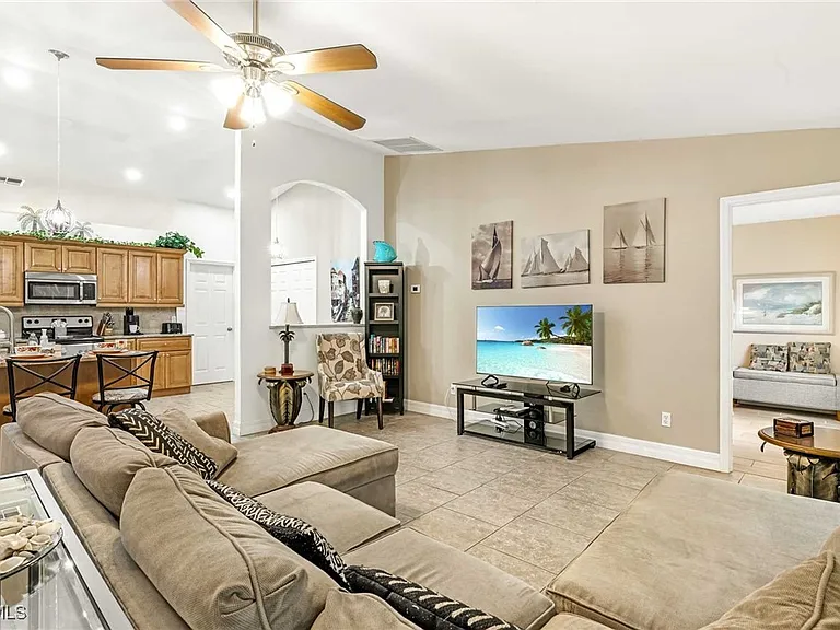 4534 SW 5th Pl — Photo 27
