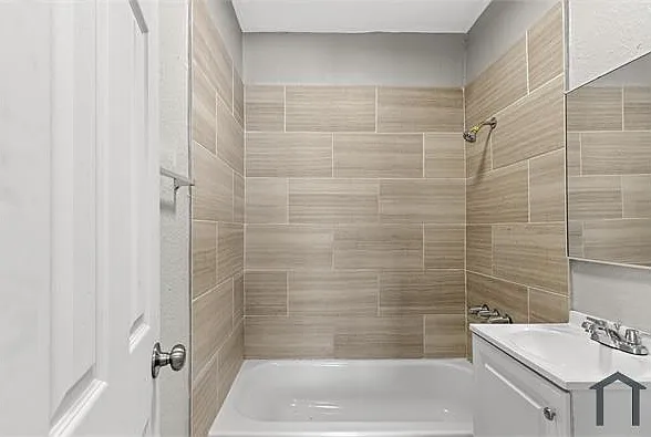 310 W Magnolia St #4 — Photo 9