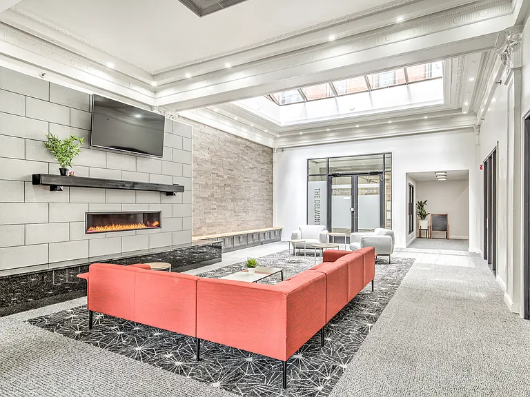 5622 Delmar Blvd — Photo 24