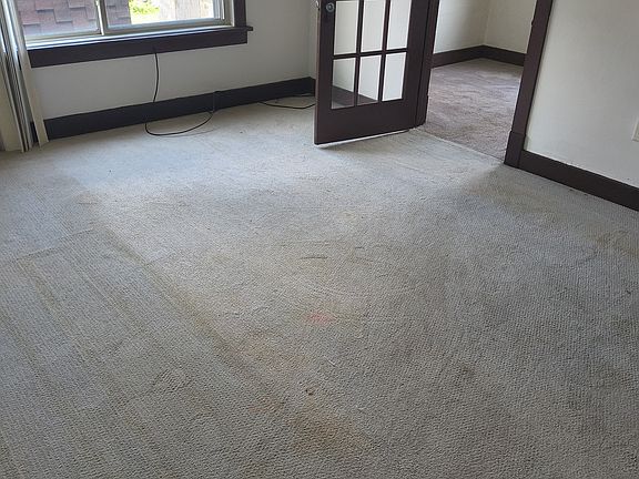 5th image of 216 McKean Ave APT 5