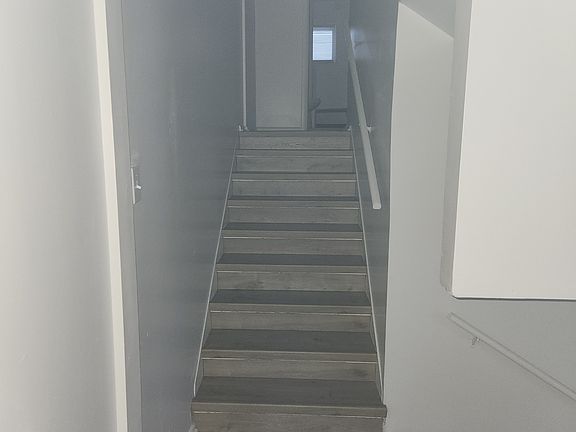 3rd image of 906 N Cornell St APT 1