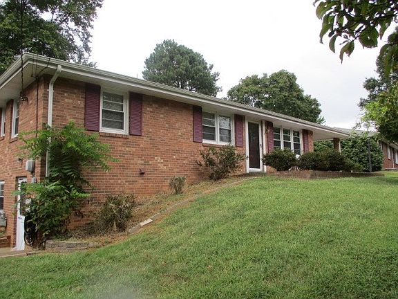 2nd image of 139 Tolliver Pl