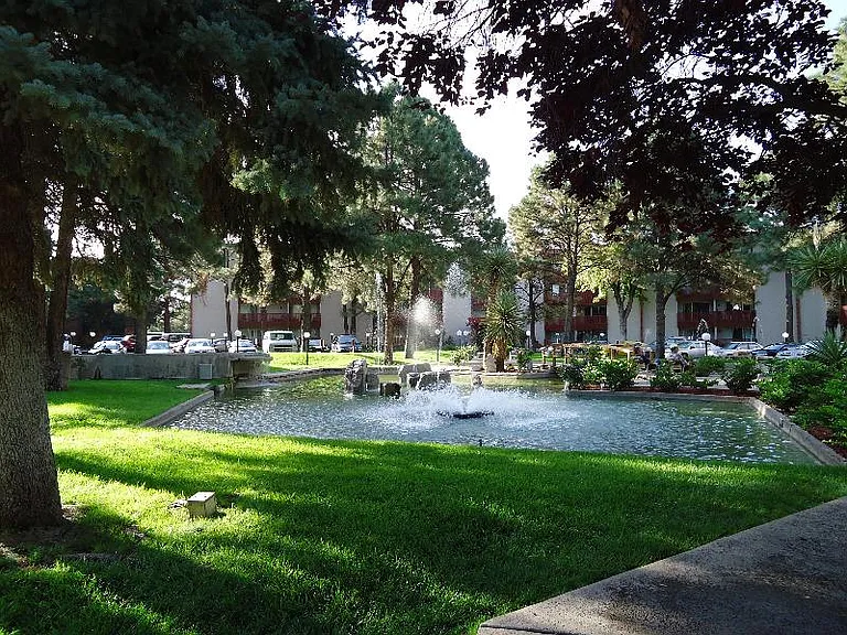 Three Fountains Apartments — Photo 2