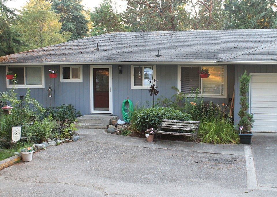 1st image of 3804 Sunset Dr W