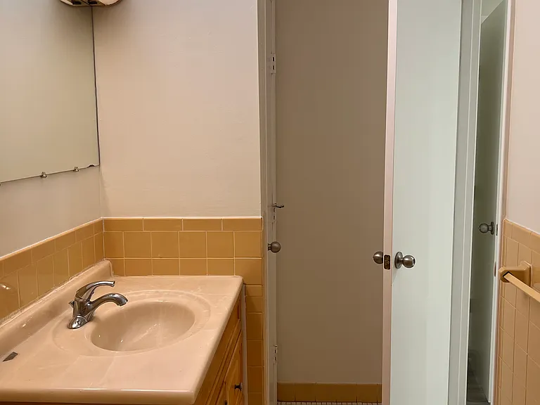 14 Williamsburg Ct — Photo 10