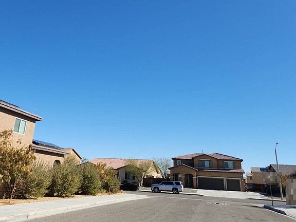4th image of 11009 Sandalwood Ln