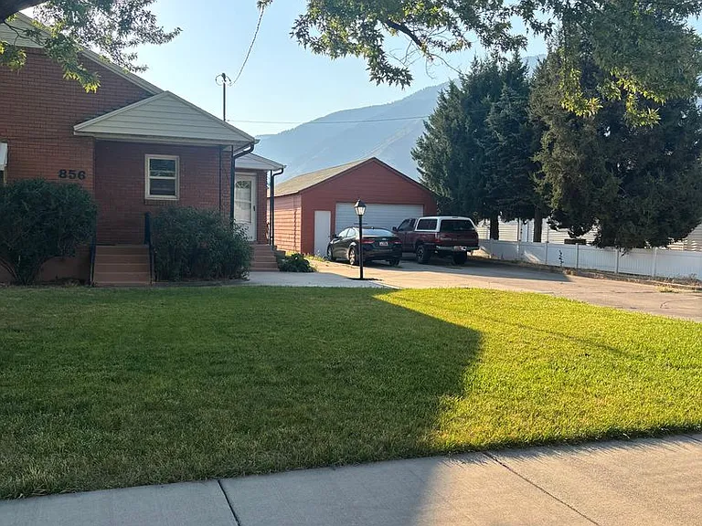 856 N 300 W — Photo 19