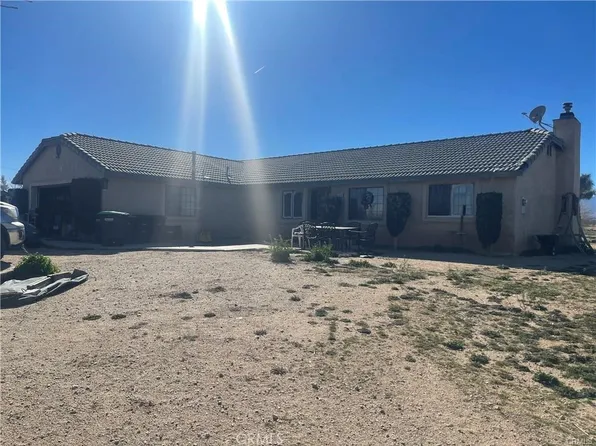 12238 Windermere Rd, Phelan, CA 92371