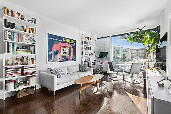 Rented by Compass | media 35