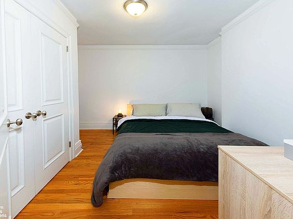 4th image of 350 E 77th St APT 1P