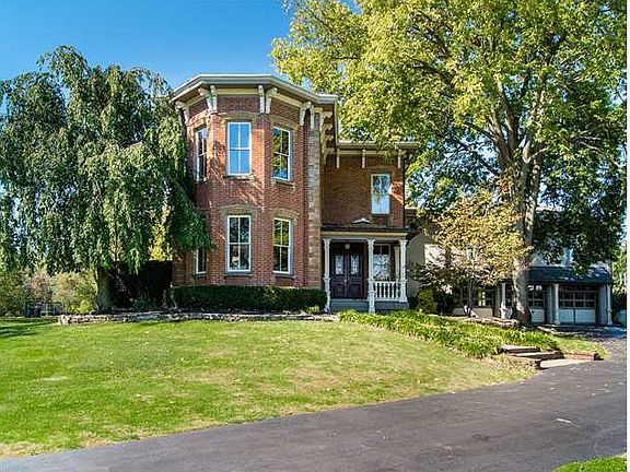3rd image of 4259 Jackson Pike