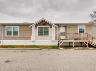 828 8th St, Winnetka, IL 60093