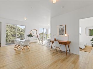 RIVO - 636 N. Juanita Ave, Los Angeles, CA 90004, Los Angeles, CA 90004