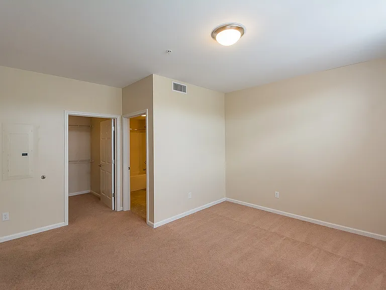 The Gateway Apartments — Photo 64