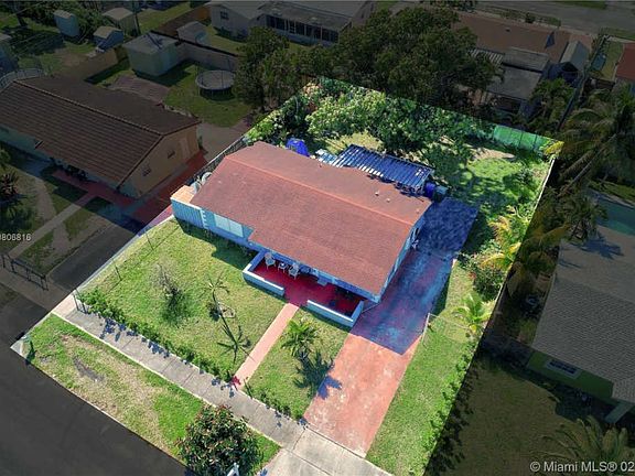 4th image of 17240 NW 53rd Ct