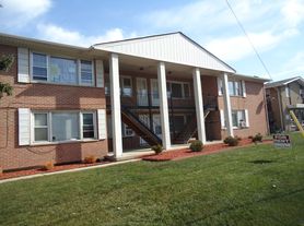 7831 Roberts Rd
