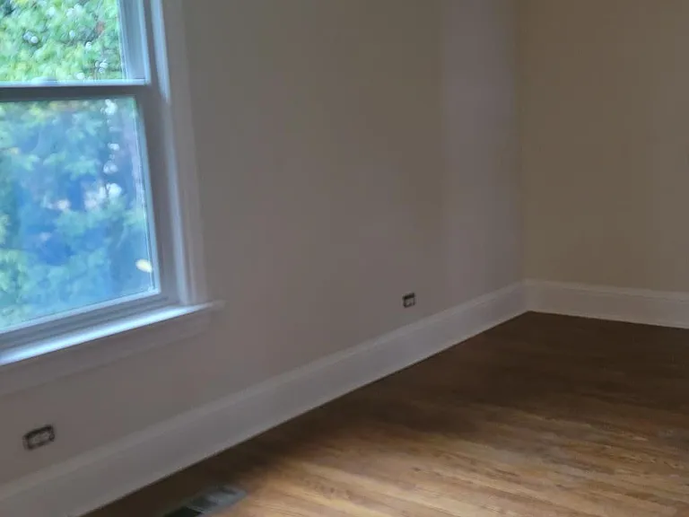 Master Bedroom 10' x 15' with two closets