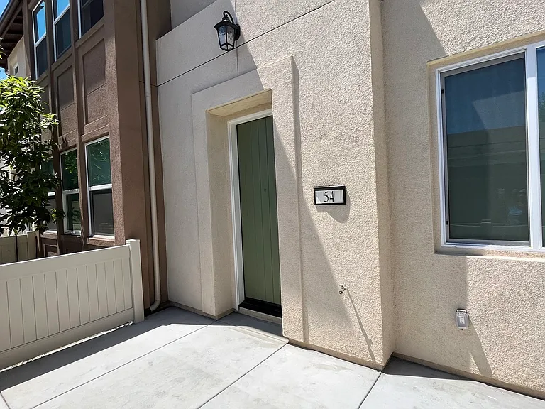 54 Harmony Dr — Photo 39