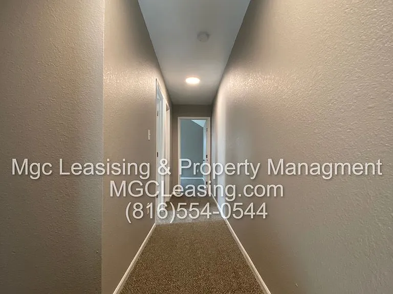 500-504 SW 5th St — Photo 7