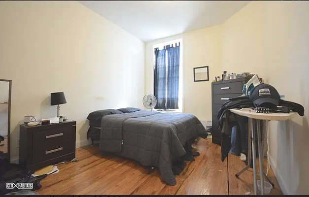 Rented by Corcoran | media 11