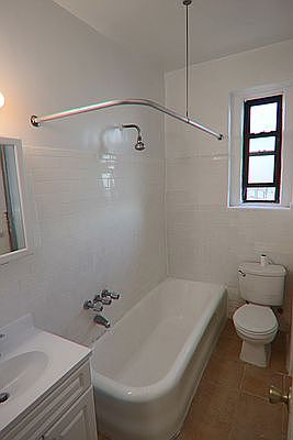 5th image of 5025 Broadway APT 6B