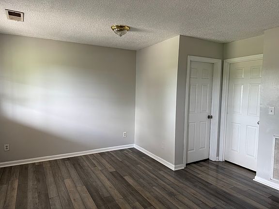 5th image of 3718 California Ave APT 6