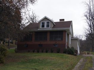 2600 Kenview Dr, New Kensington, PA