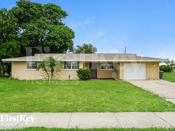 3567 Harbor Blvd, Port Charlotte, FL 33952