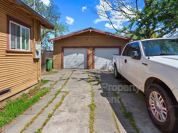 2nd image of 1026 N Windeler Ave #B