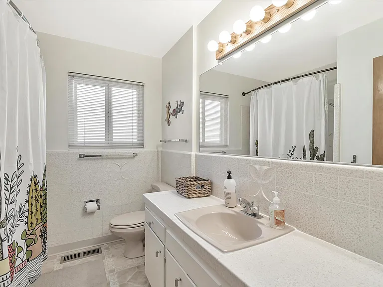 Second bathroom