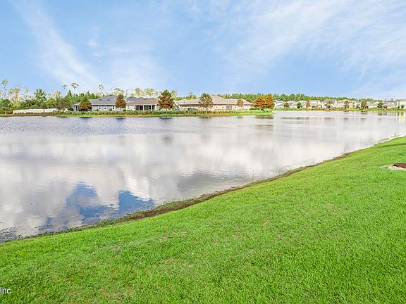 3rd image of 13713 HOLSINGER Boulevard