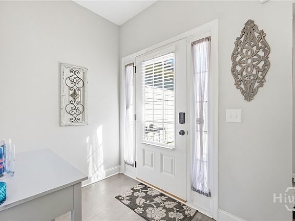 3rd image of 156 Brookhaven Drive