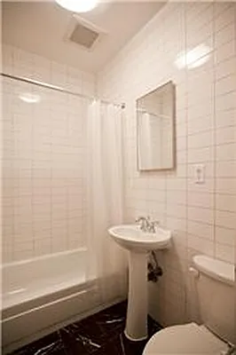 Rented by E Property Group | media 2