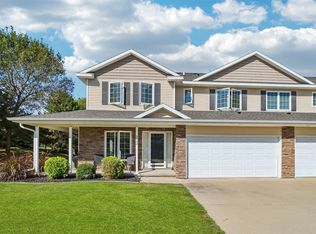 2722 NW 154th Ct, Clive, IA 50325