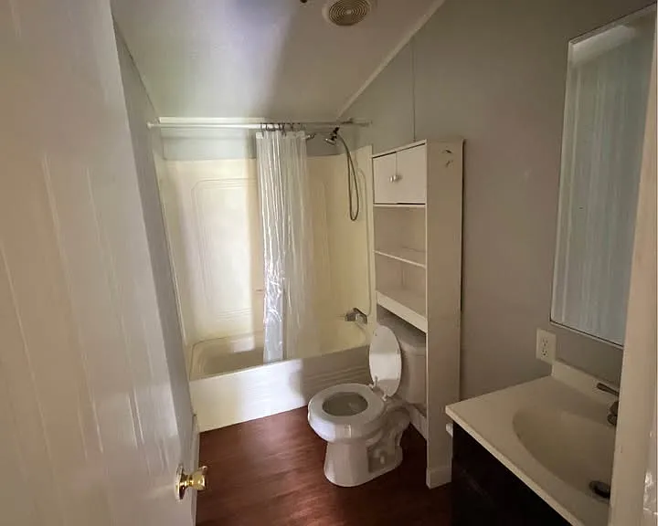 104 Adams Ln — Photo 15