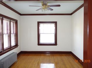 2911 N Albany Ave APT 1, Chicago, IL 60618