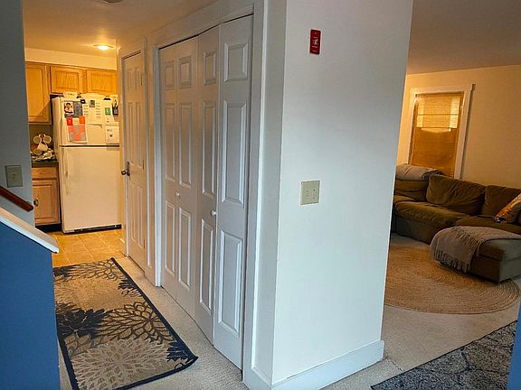 4th image of 1A Park Cir #A